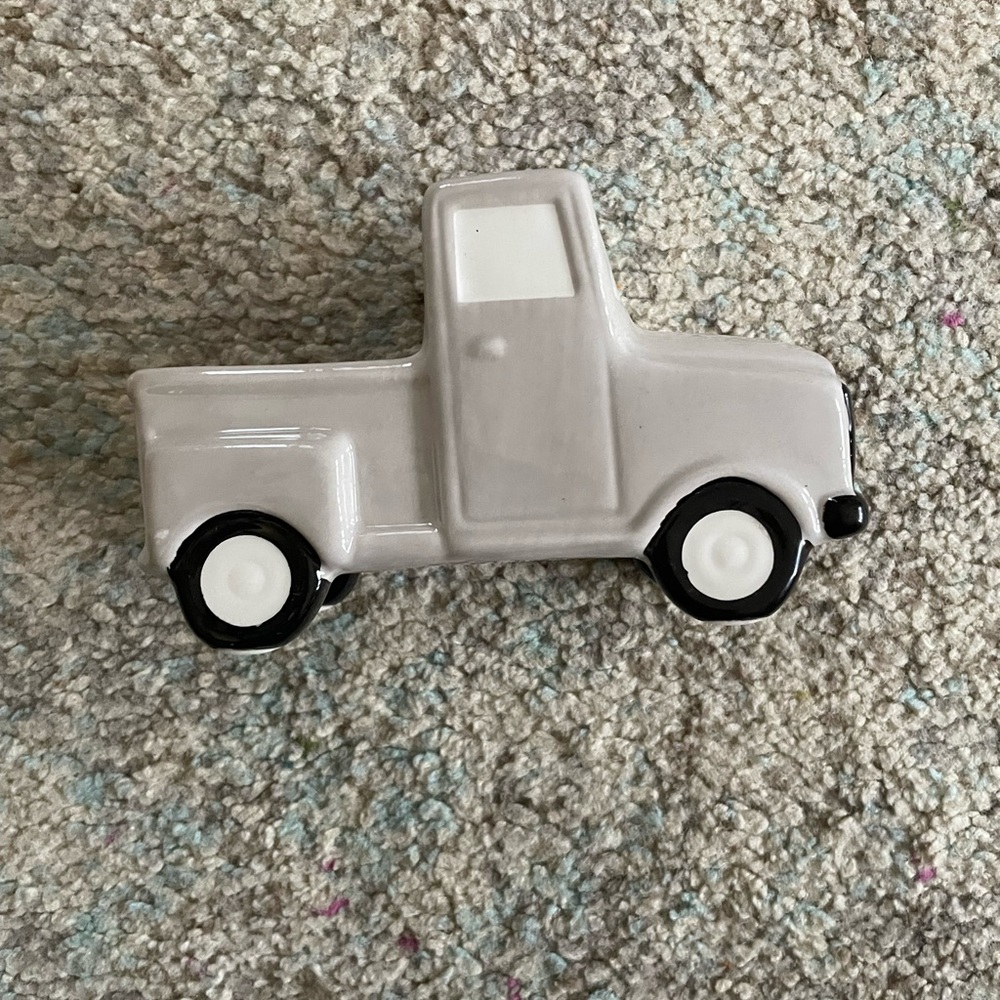 Ceramic gray truck